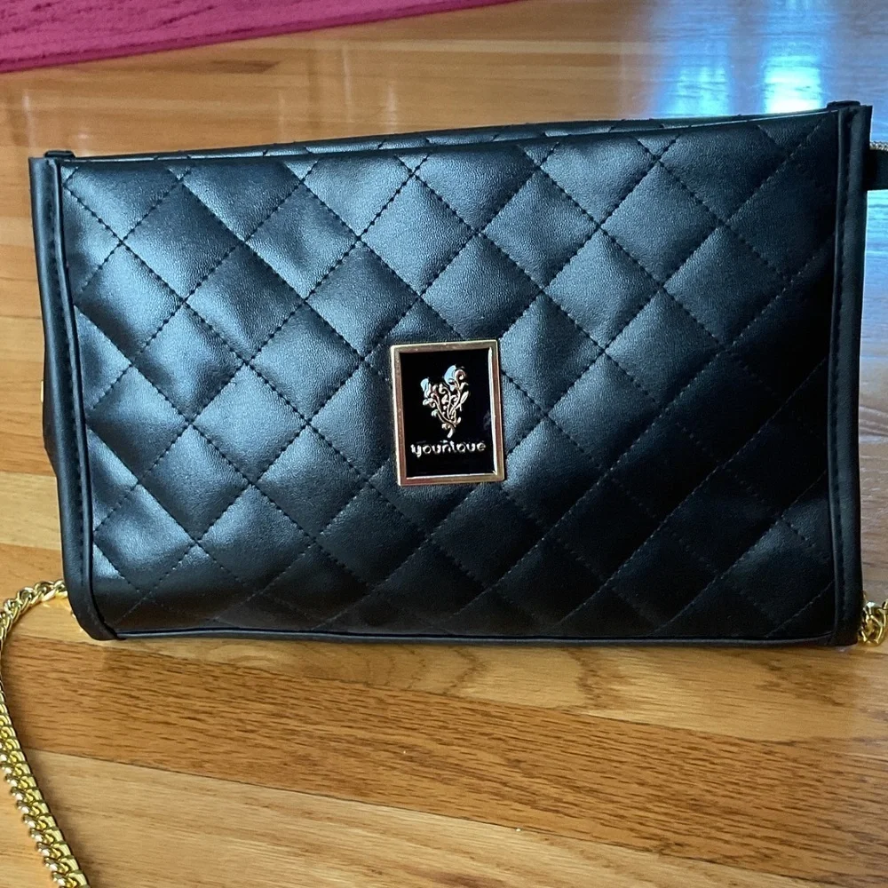 Younique Black Quilted Crossbody Bag with Gold Chain